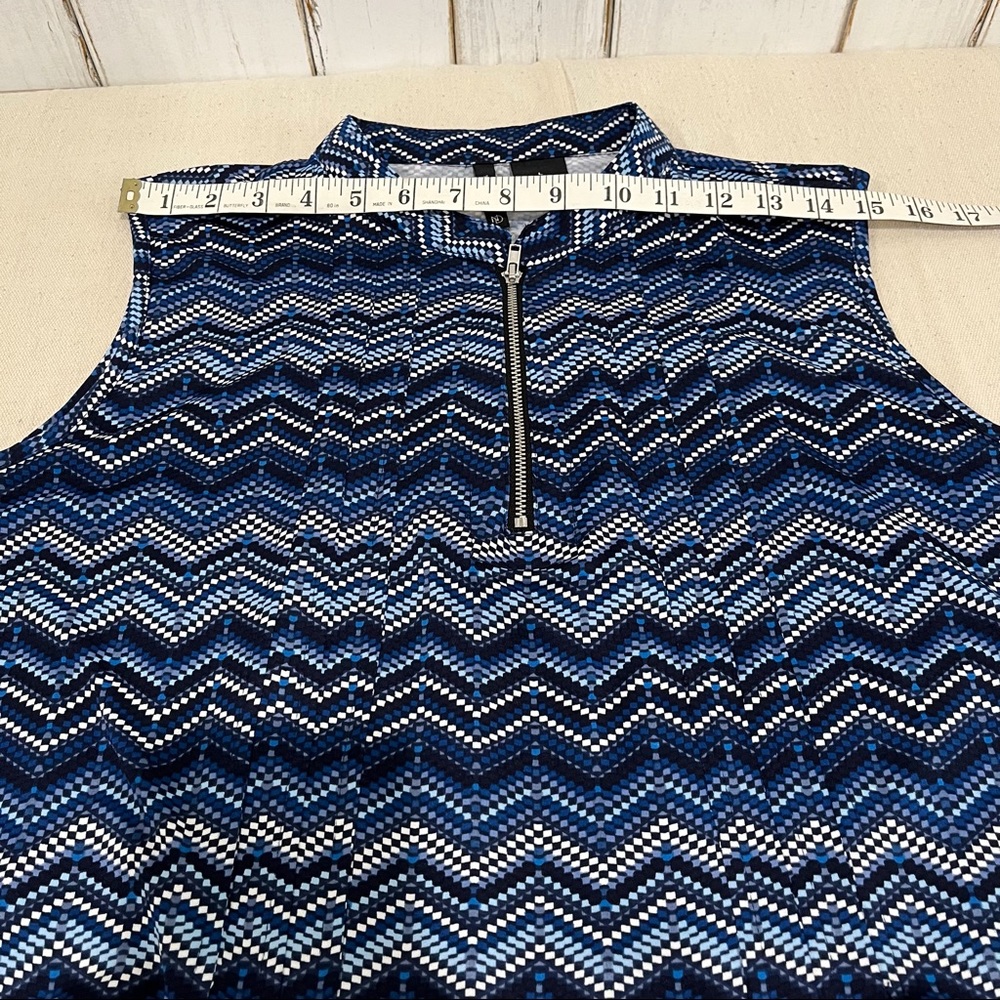 🌷3 Tops for $18 - New Directions Blue & White Geometric Chevron Sleeveless, SzL - Picture 15 of 15